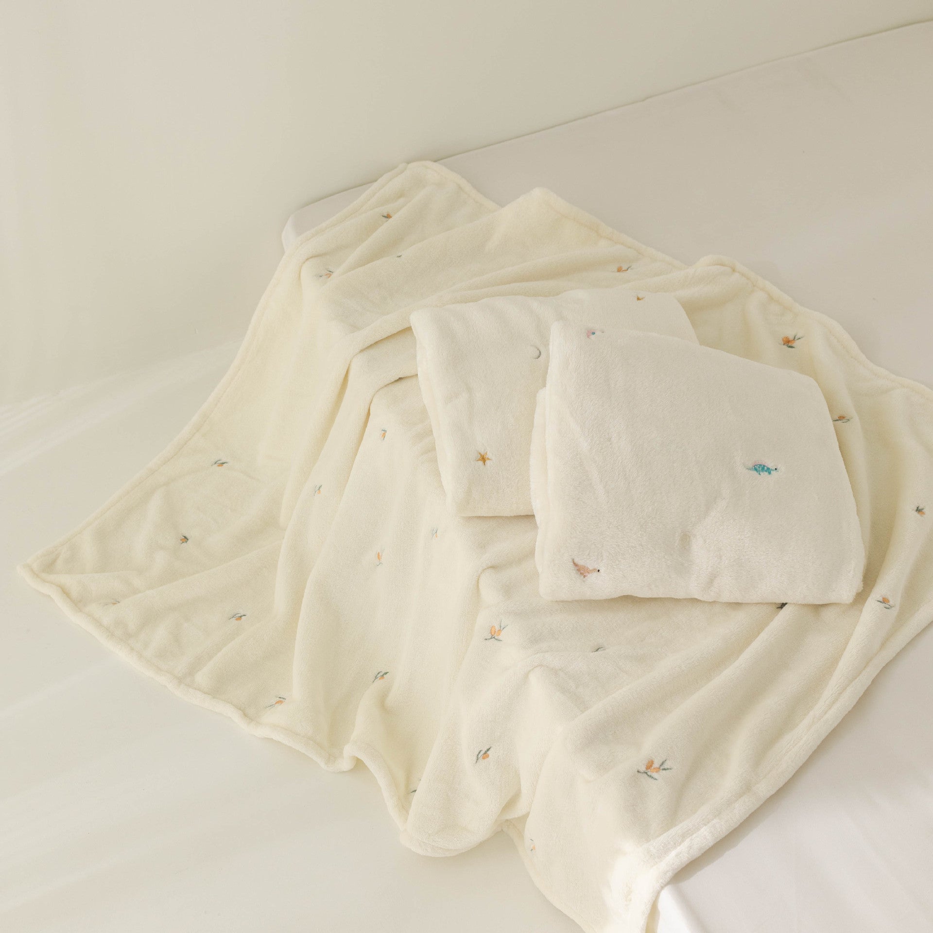 Korean Plush Baby Blanket for Autumn and Winter
