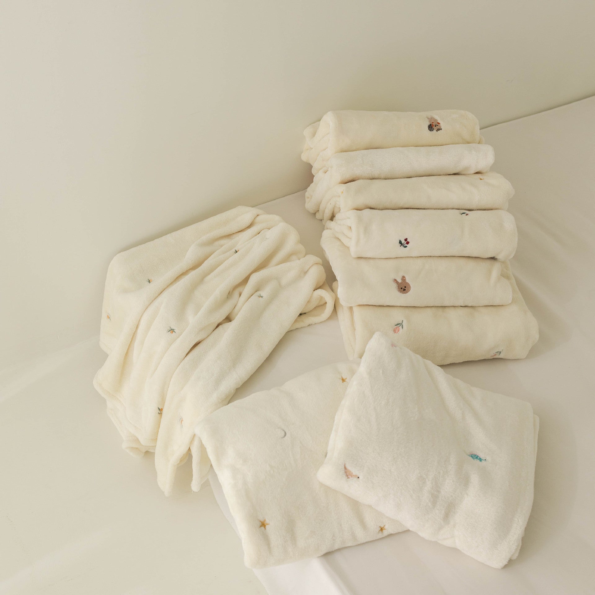 Korean Plush Baby Blanket for Autumn and Winter